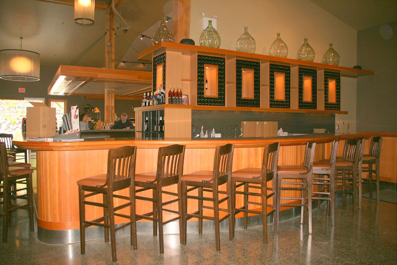 Church & State Brentwwood Bay -Tasting bar